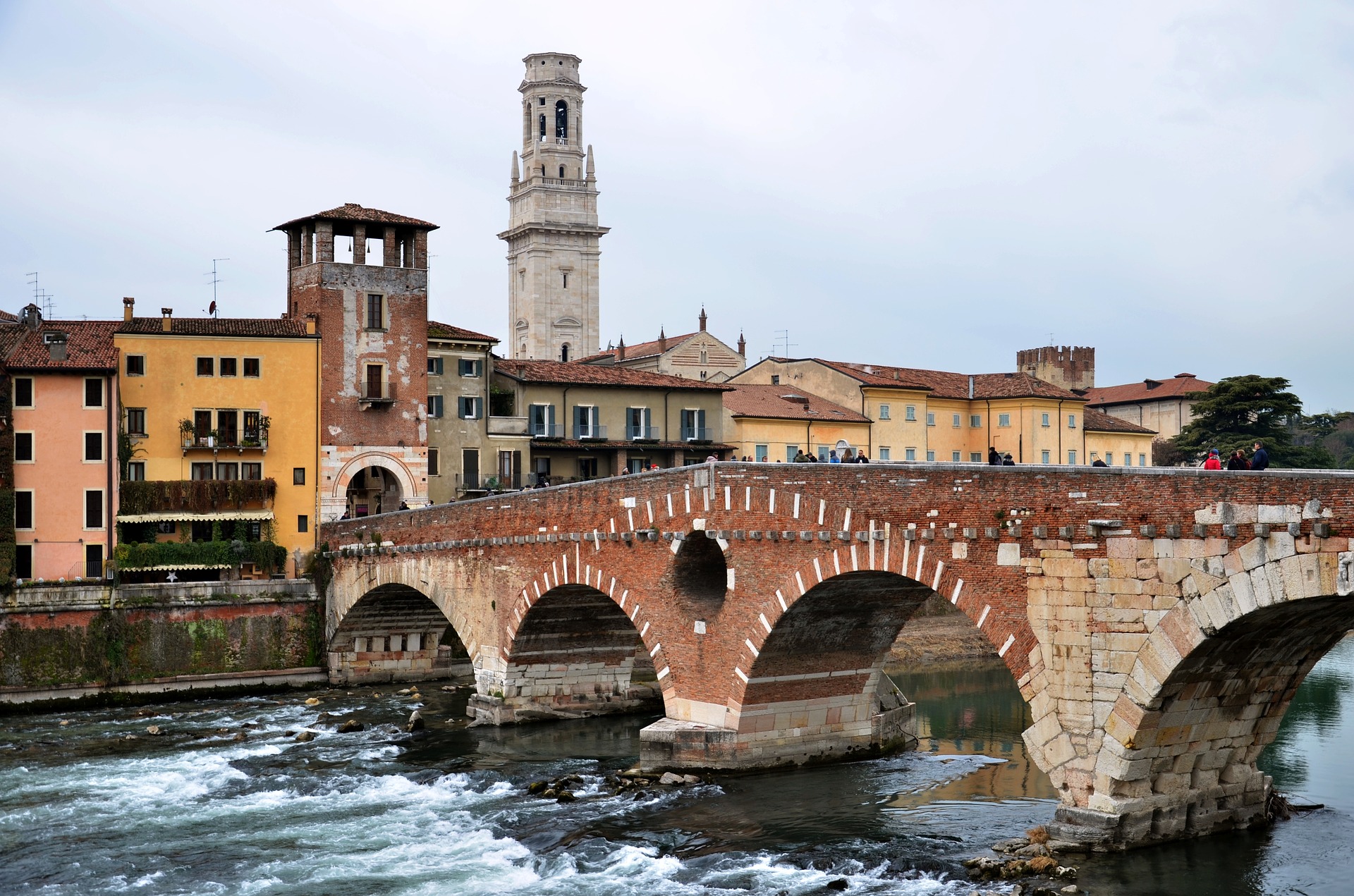 Le migliori città italiane per gli innamorati