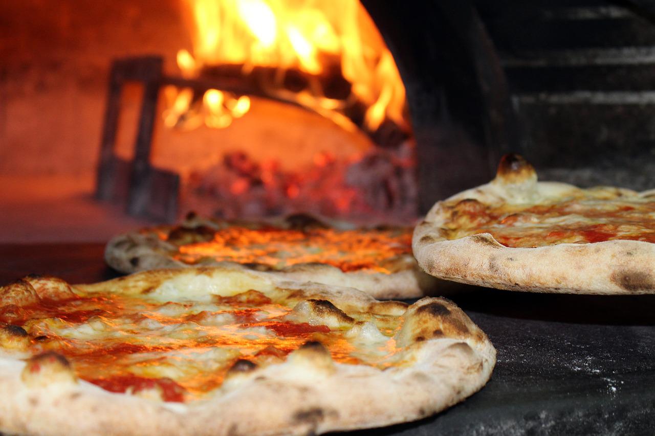 Cosa mangiare a Napoli: i migliori alimenti da consumare nella capitale partenopea